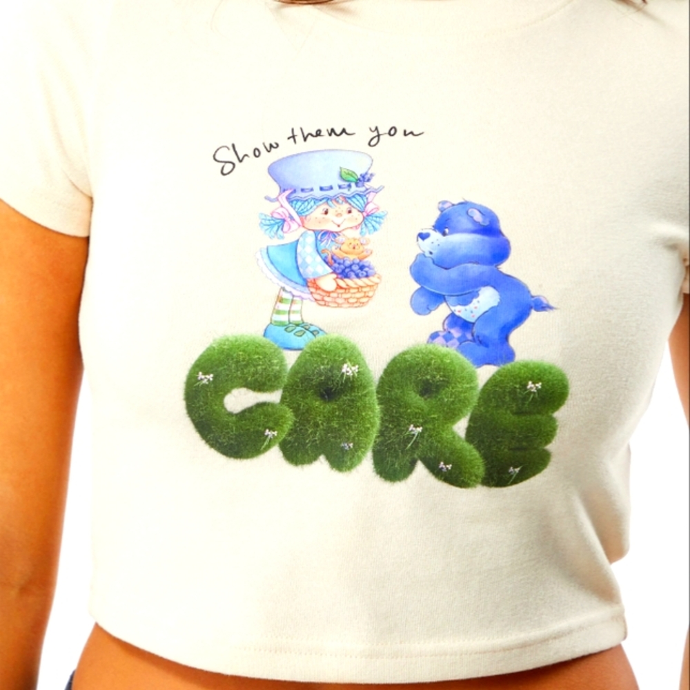 Care Bears Show Them You Care T-Shirt'Samii Ryan x Strawberry Shortcake, M L,Tan